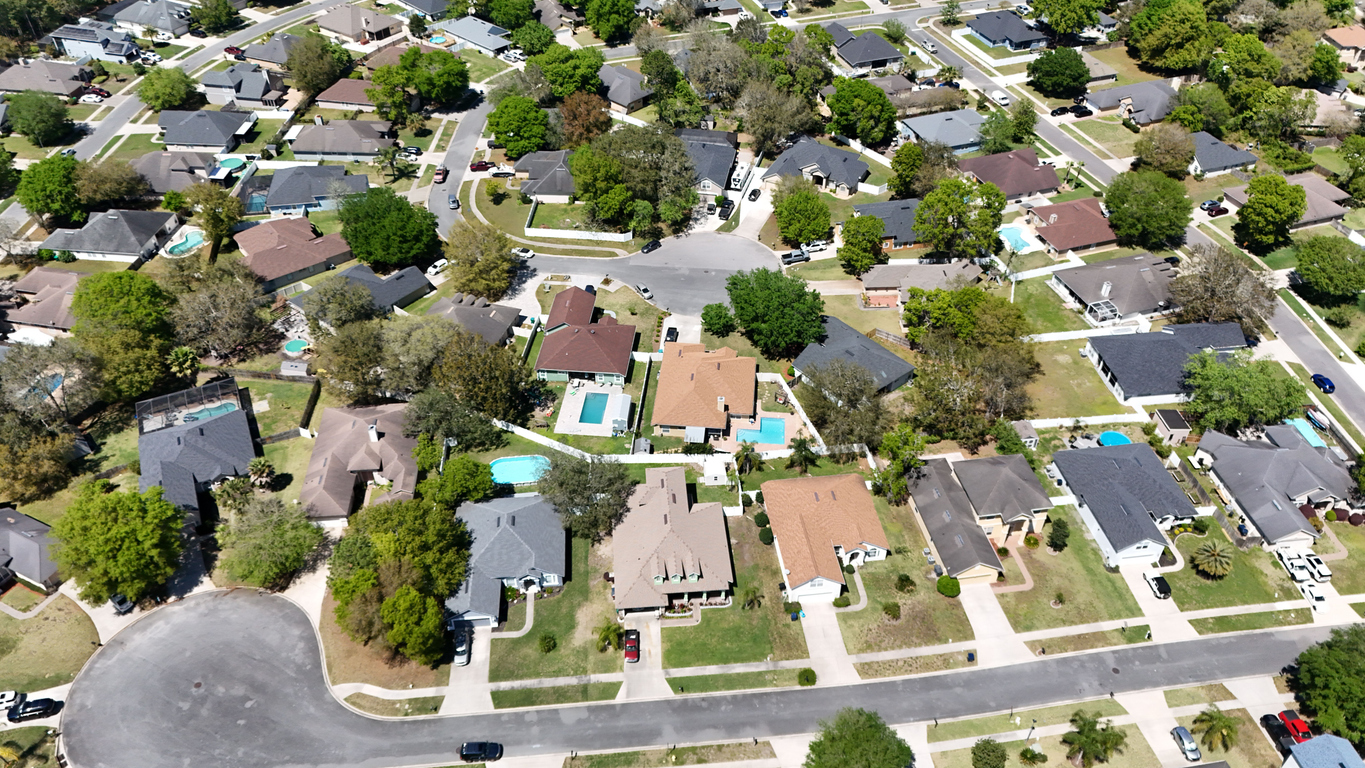 Spring Roof Damage in Tampa: What Homeowners Should Know